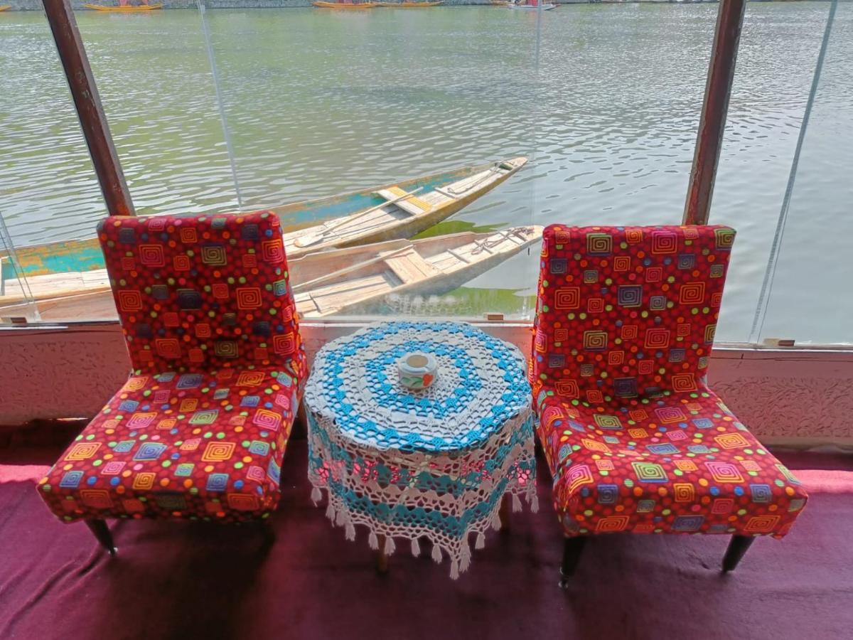 Island Homestay Srīnagar Kültér fotó